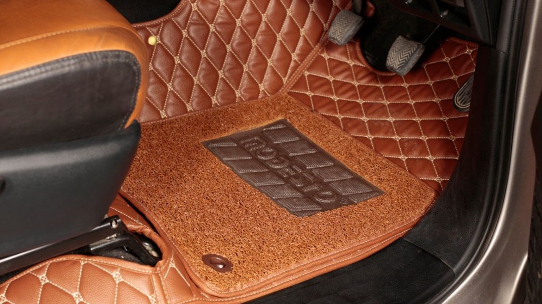Discover the Pros and Cons of Leather Car Mats A Comprehensive Guide